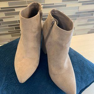 Divided Faux Suede Block Heel Ankle Boots 40